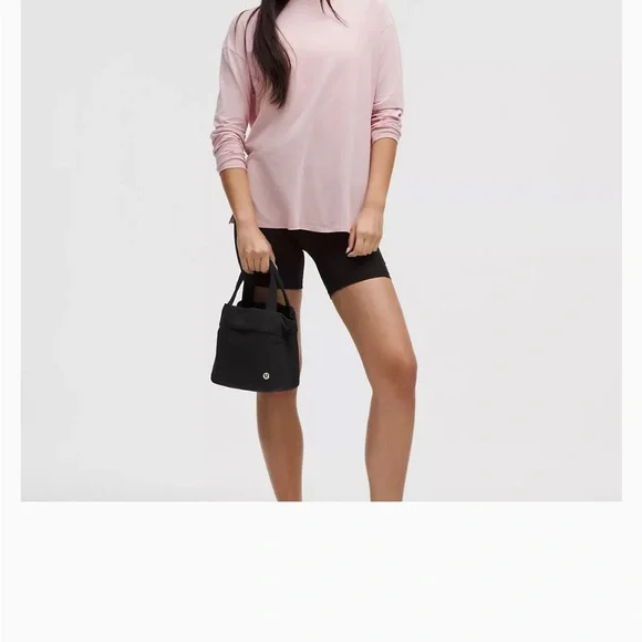 On My Level Small Tote Bag 5L Lululemon Bag - Excellent condition - Picture 2 of 4